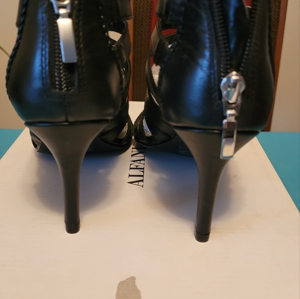 Alfani Black Sandals - Picture 3 of 4